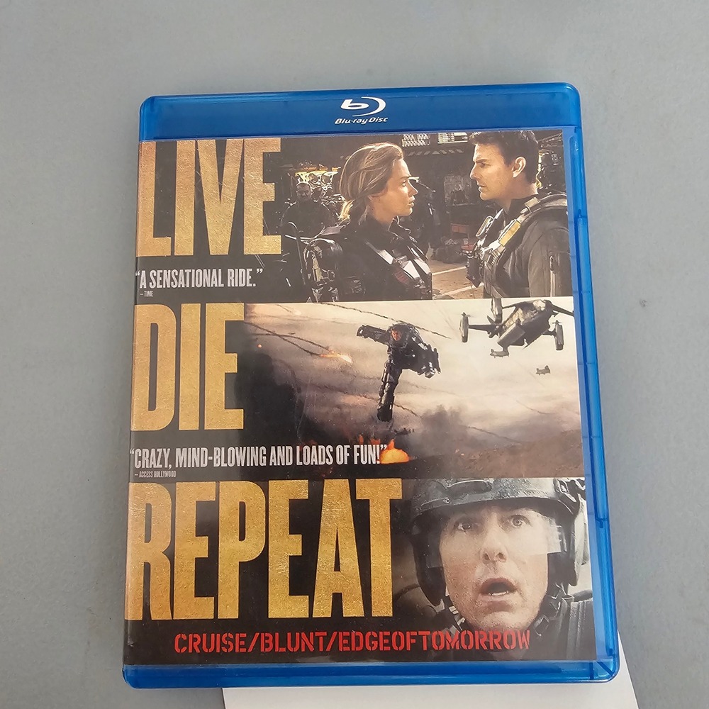 Live Die Repeat Edge of Tomorrow Blu-ray DVD Tom Cruise Emily Blunt Sci-Fi Movie
